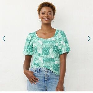 LC Lauren Conrad green patchwork sweetheart bubble sleeve tee!